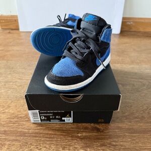 Nike Suede Royal Jordan 1s in 9c
